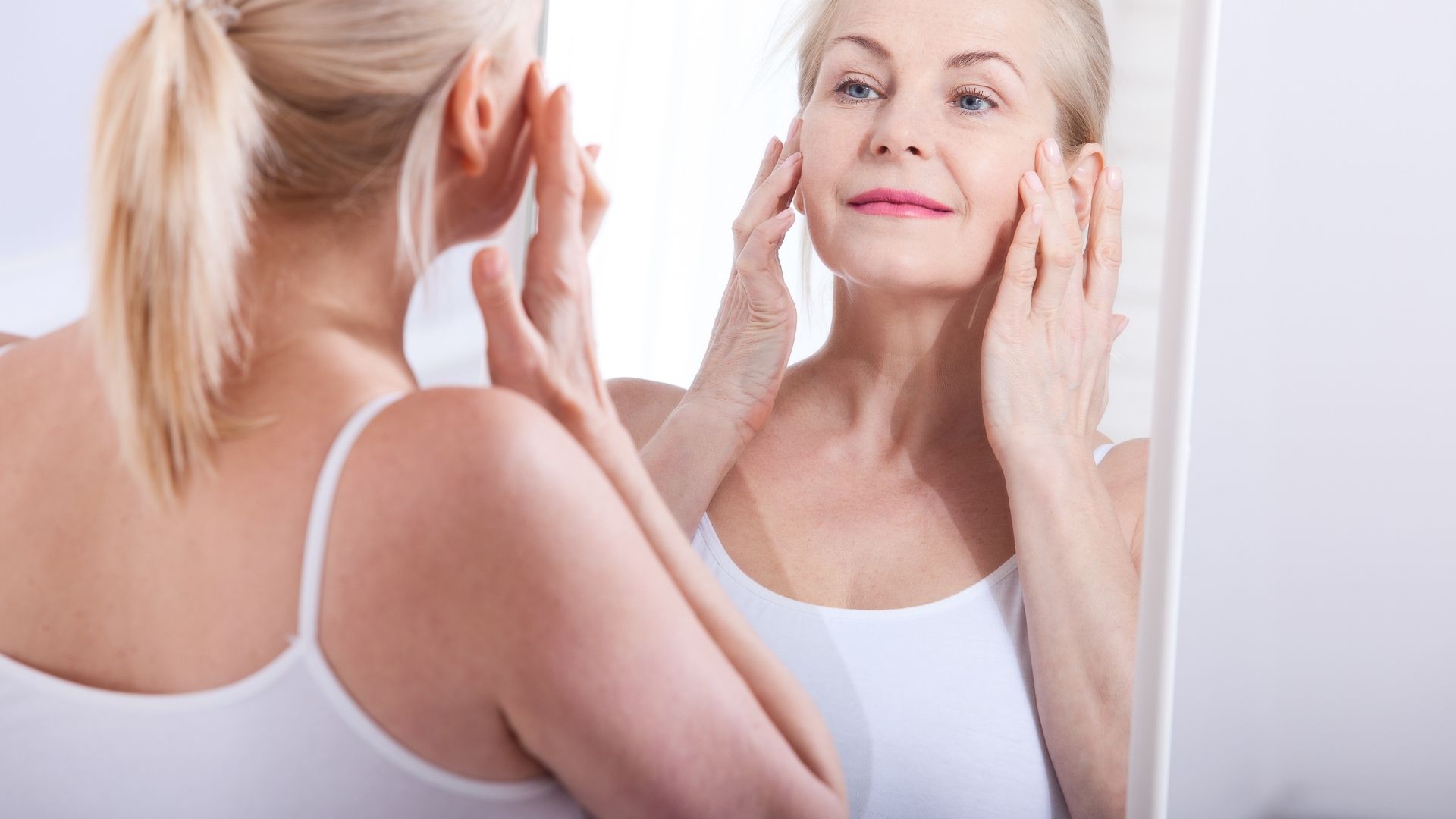woman and Collagen cream